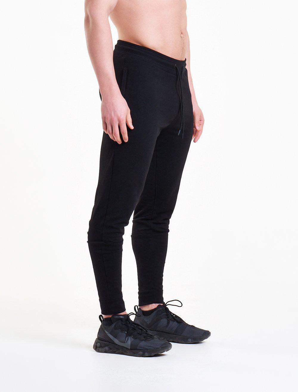 Response Bottoms-Blackout