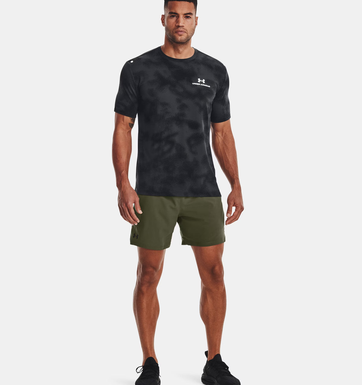 UA Vanish Woven 6in Shorts
